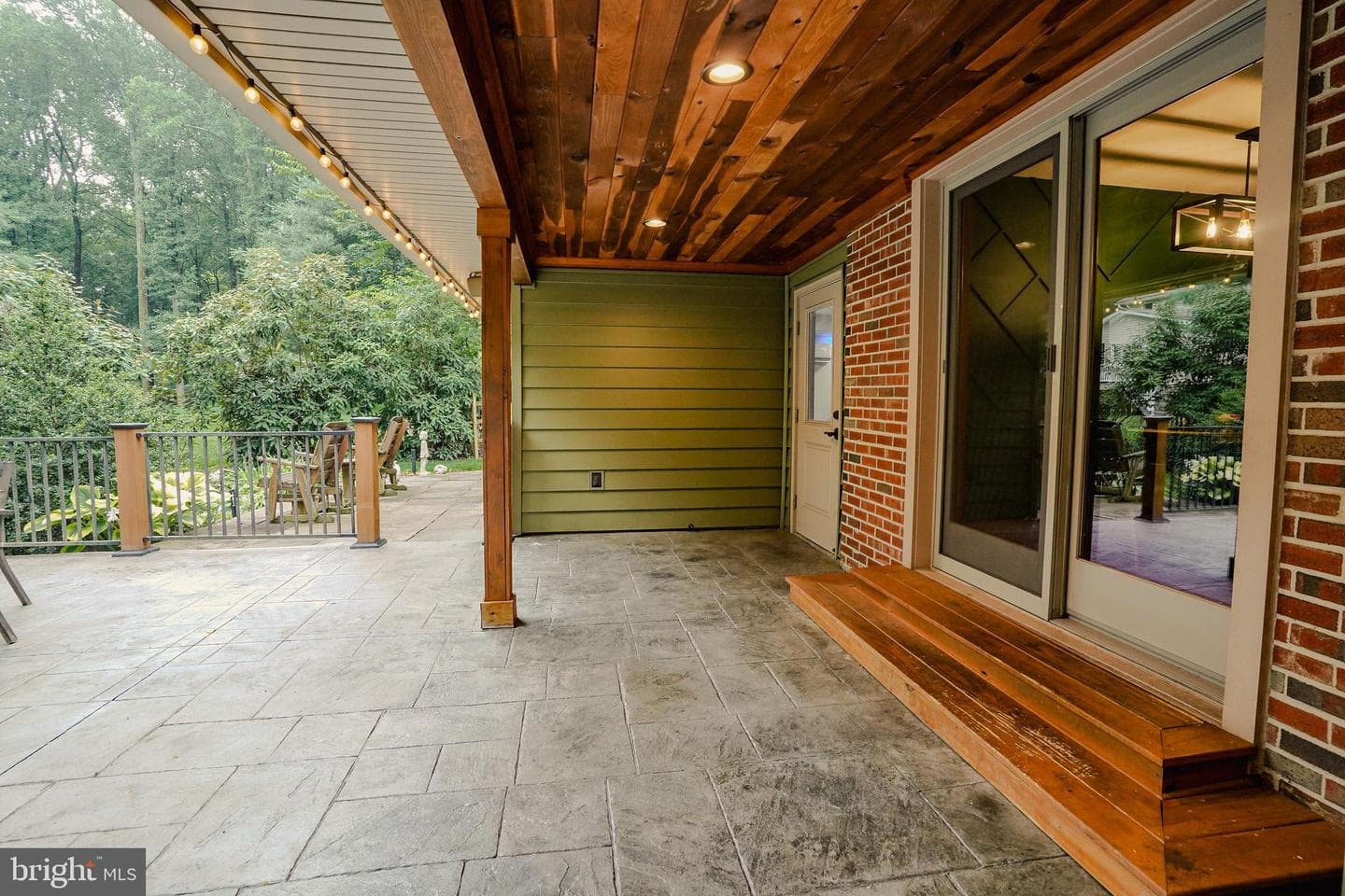 2401 Walden Way photo 5