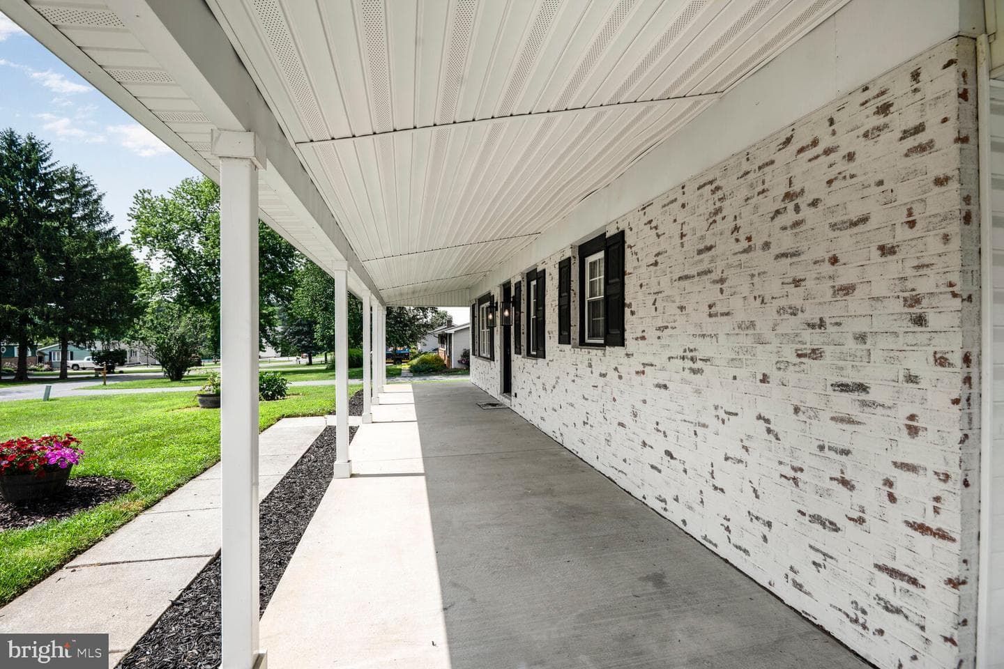 4705 Warner Drive photo 3