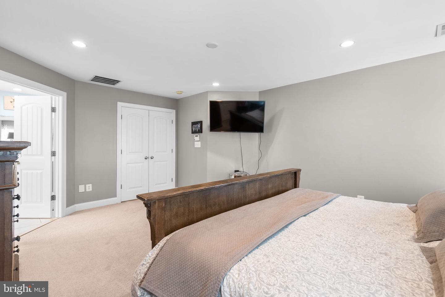 970 Oak Tree Road photo 42
