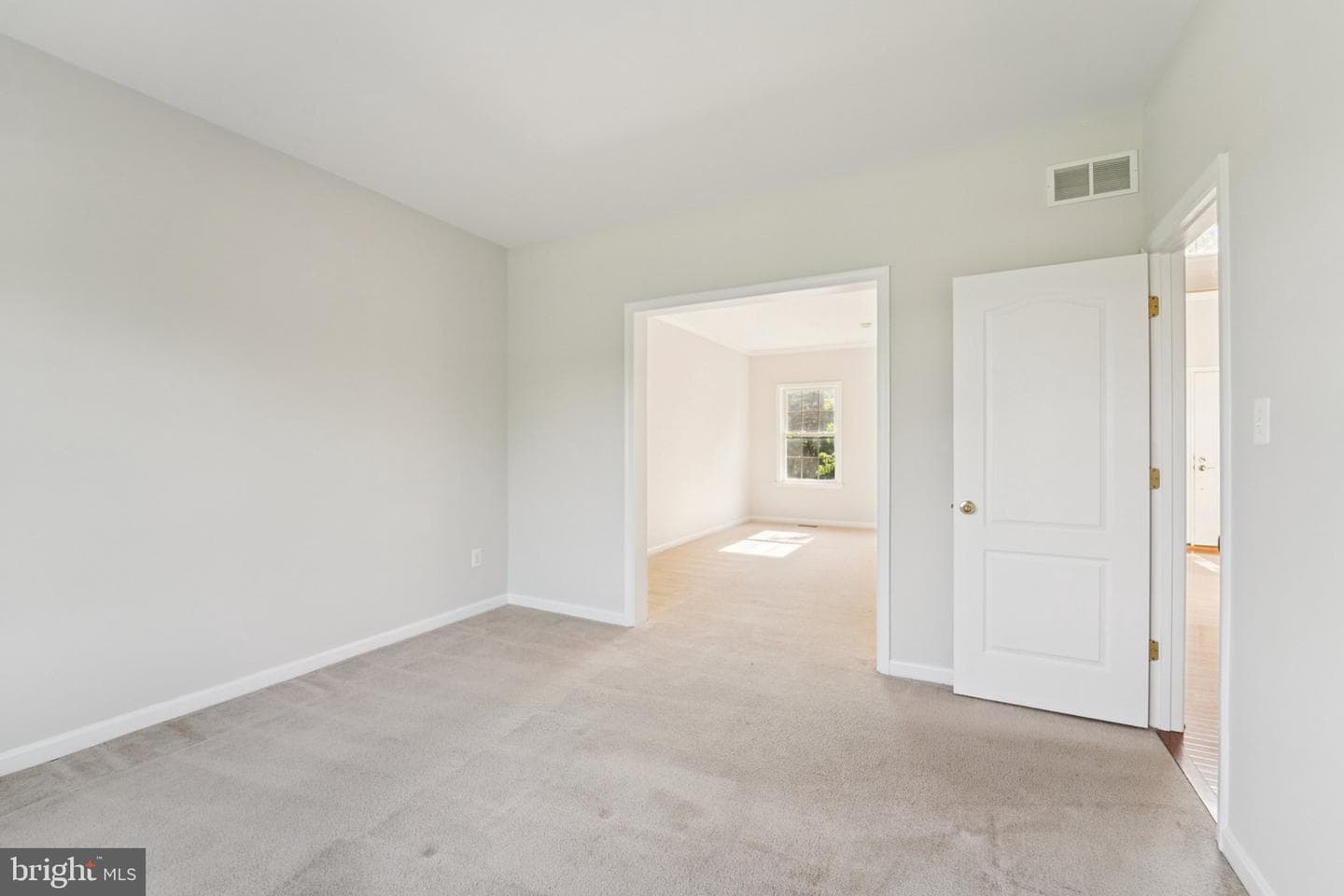 1308 Scotch Heather Avenue photo 8