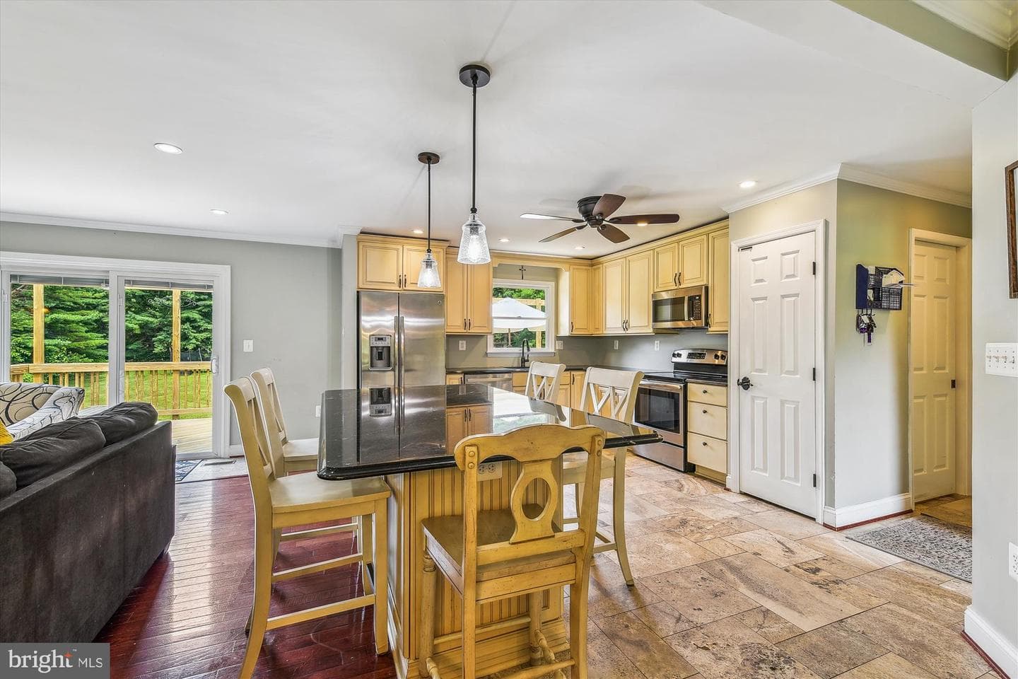2193 Timothy Drive photo 8