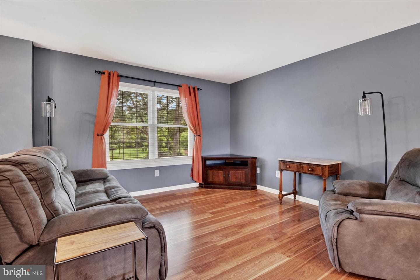 1145 Caton Road photo 4