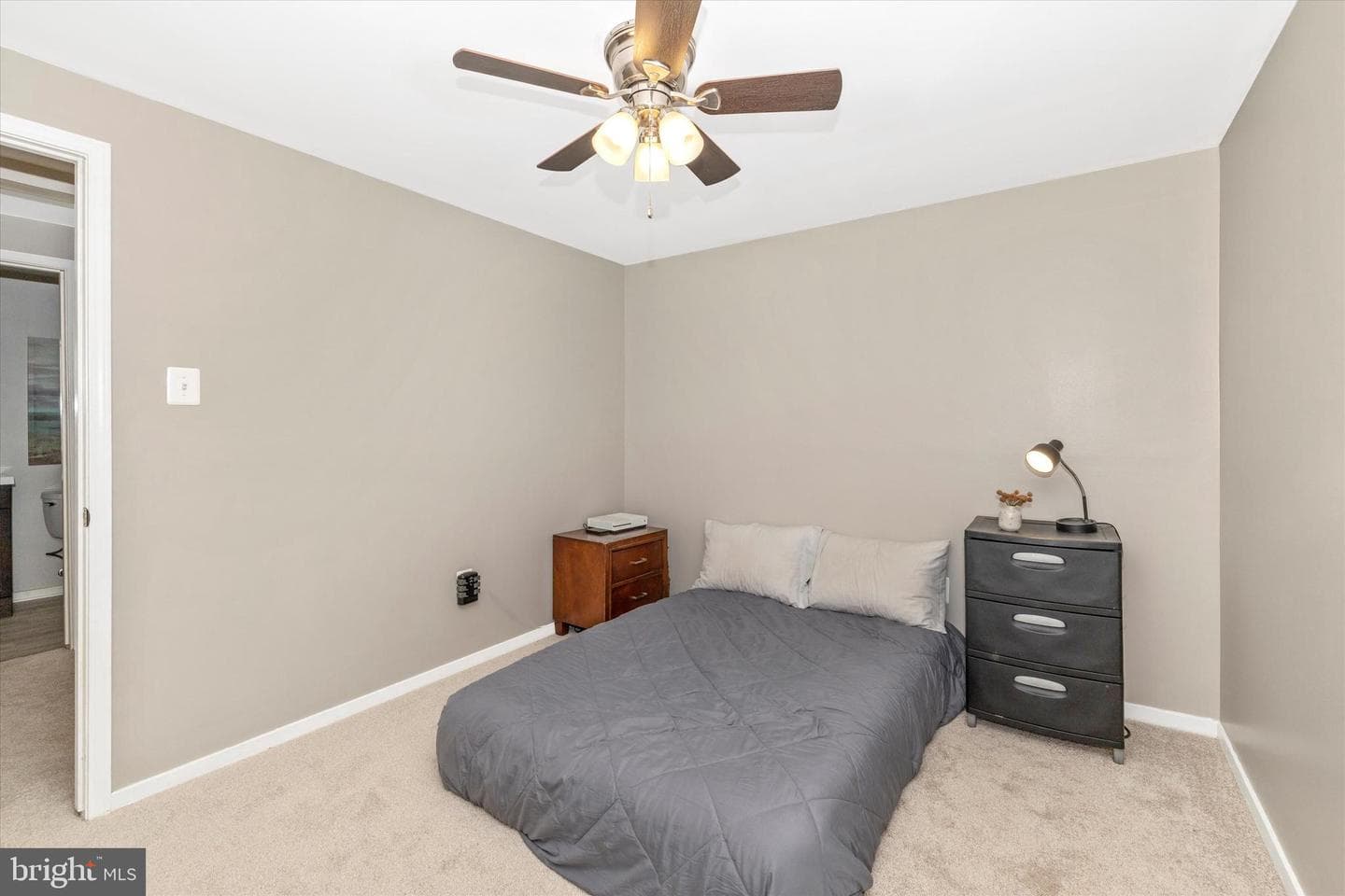5606 Manor Drive photo 29