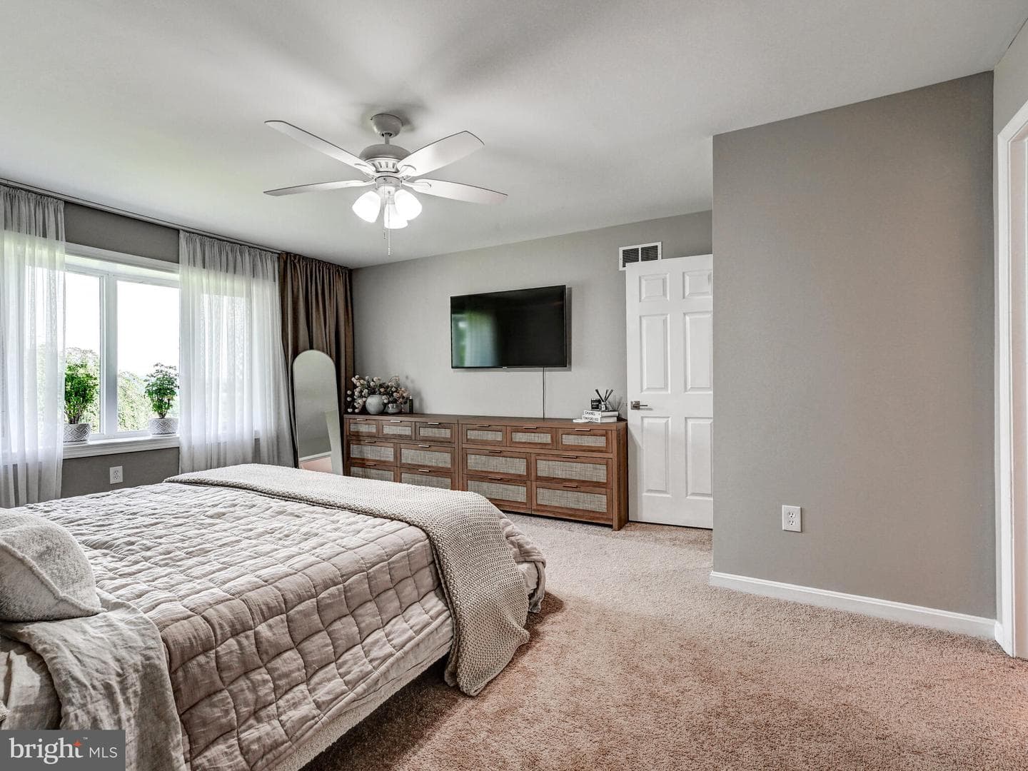 3799 Brothers Delight Drive photo 24