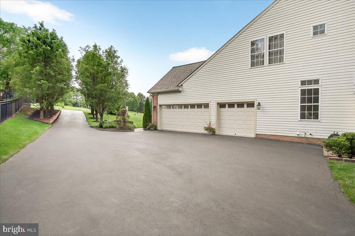 2241 Cherokee Drive photo 90