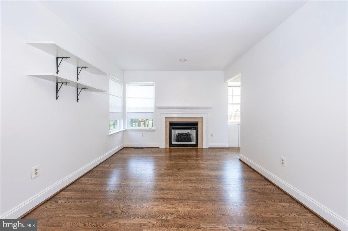 6301 White Cedar Court photo 13
