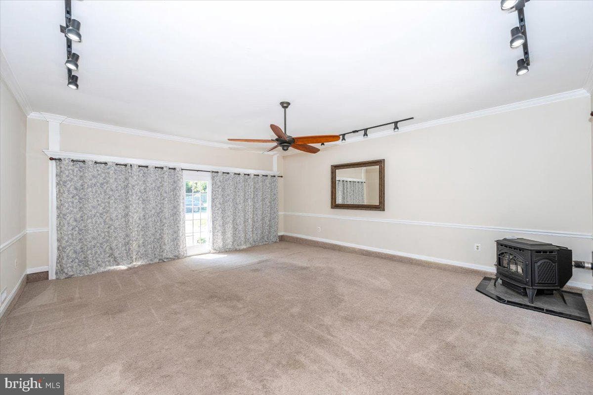 6301 White Cedar Court photo 21