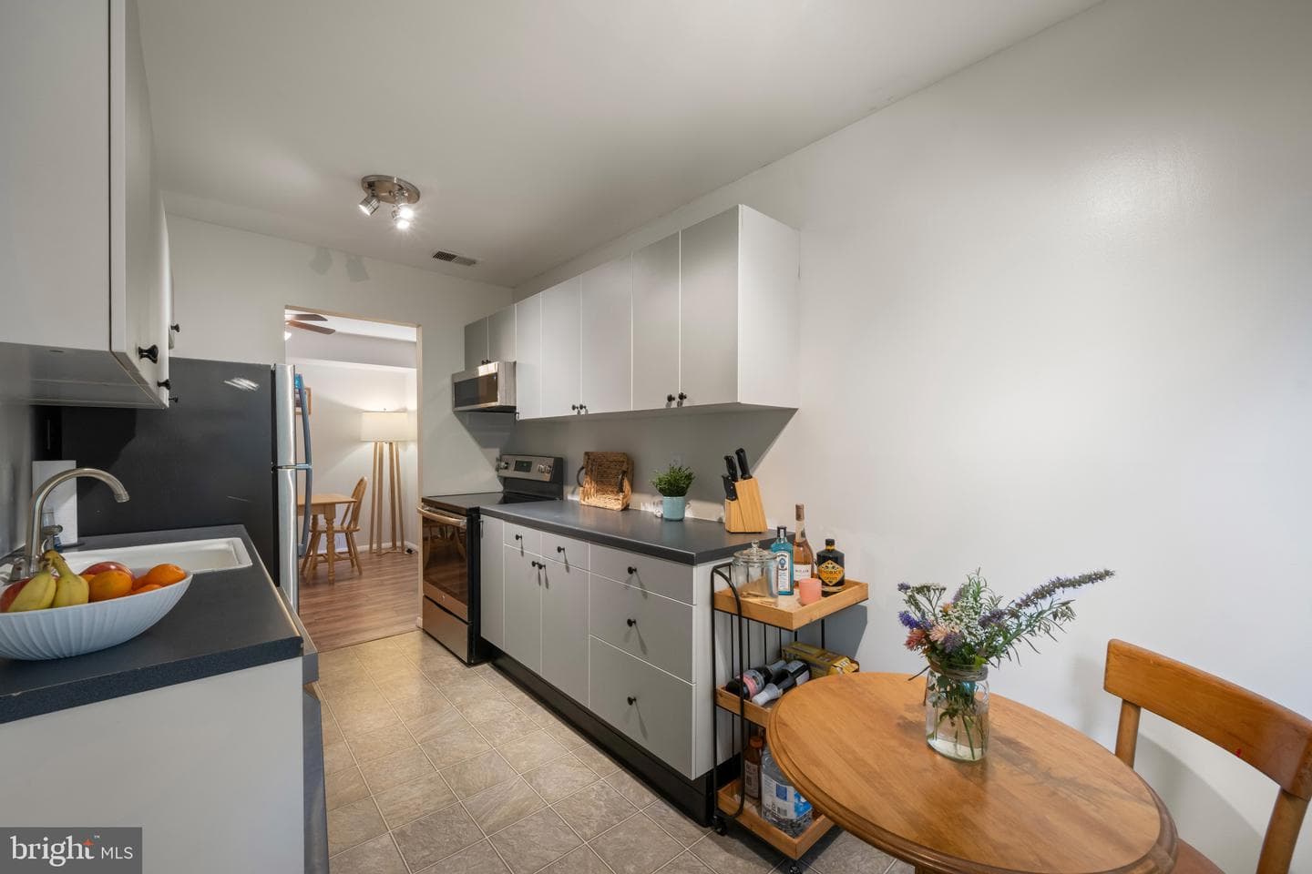 1000 Scarlet Oak Court #3c photo 8