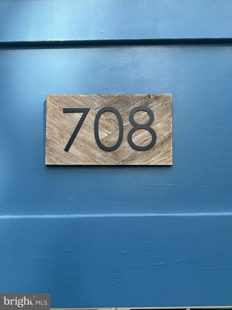 708 Spotters Court photo 58