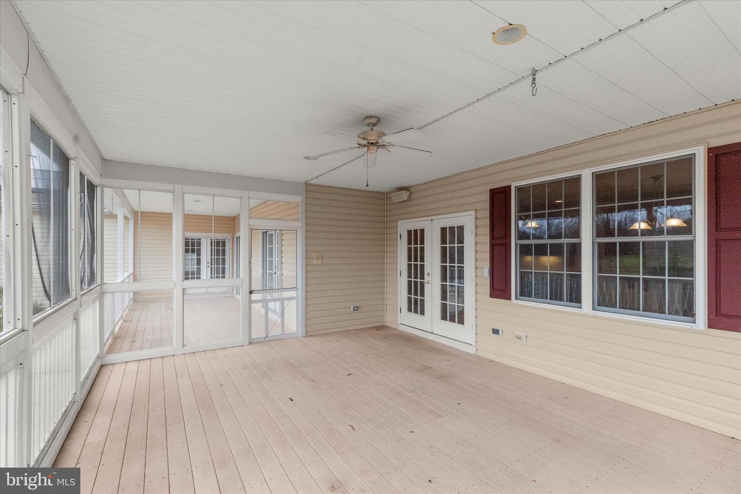 5722 Banjo Drive photo 29