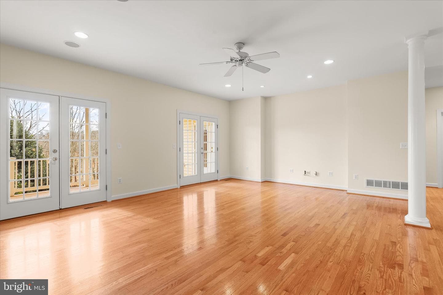 5722 Banjo Drive photo 33