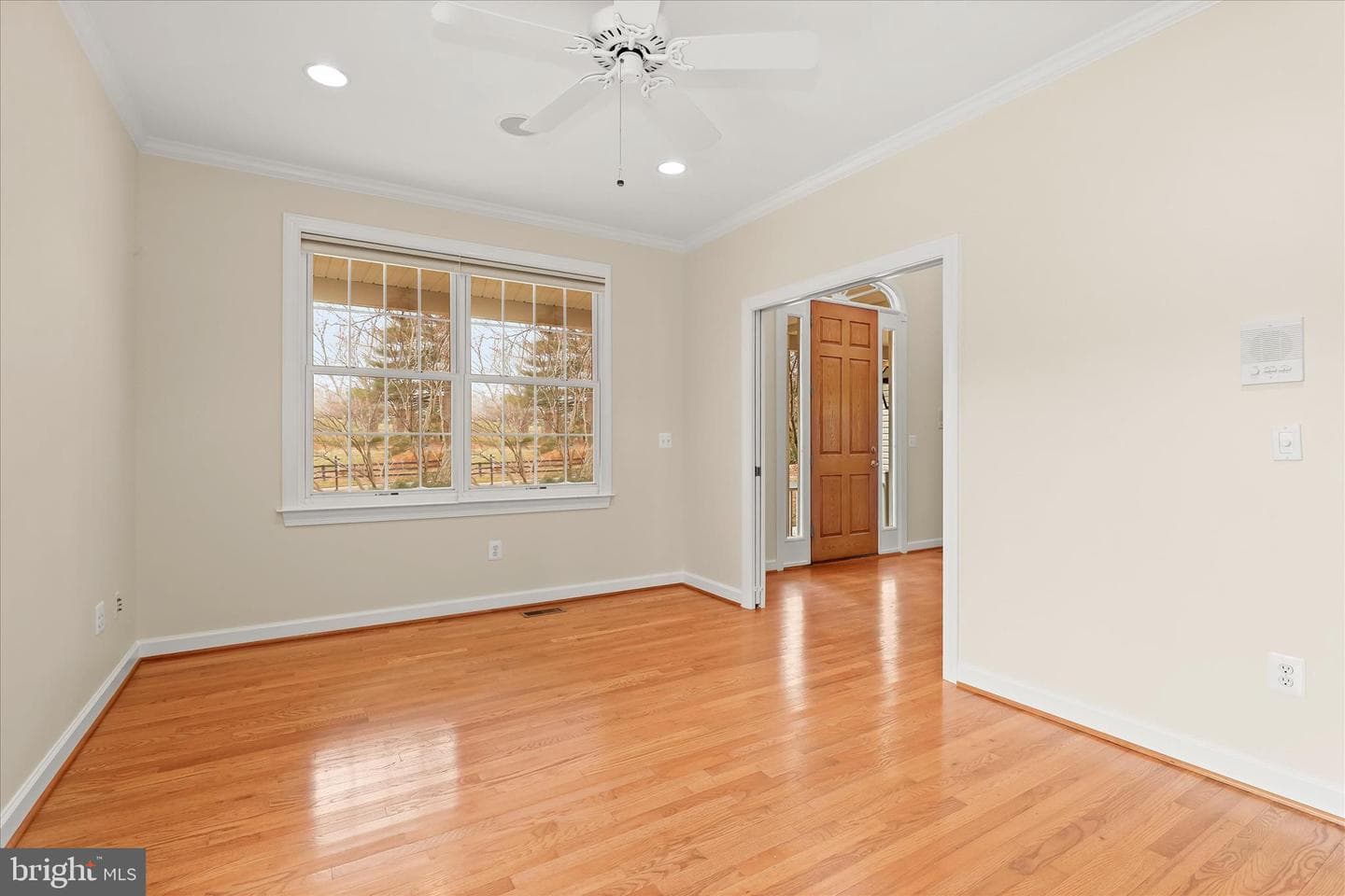 5722 Banjo Drive photo 8