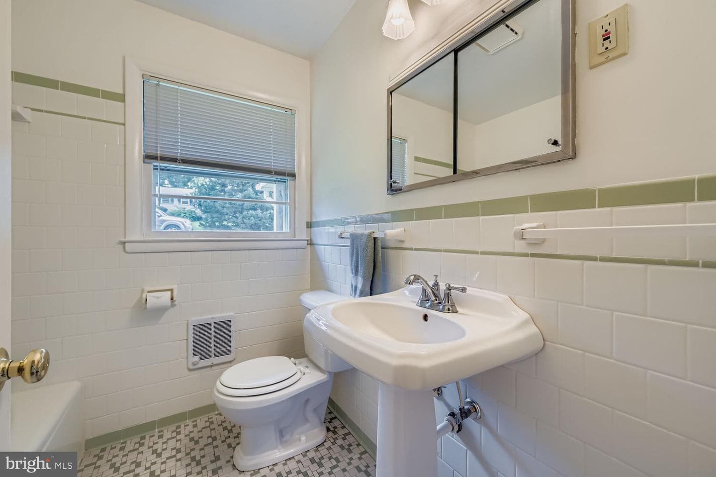 7528 Dogwood Road photo 11