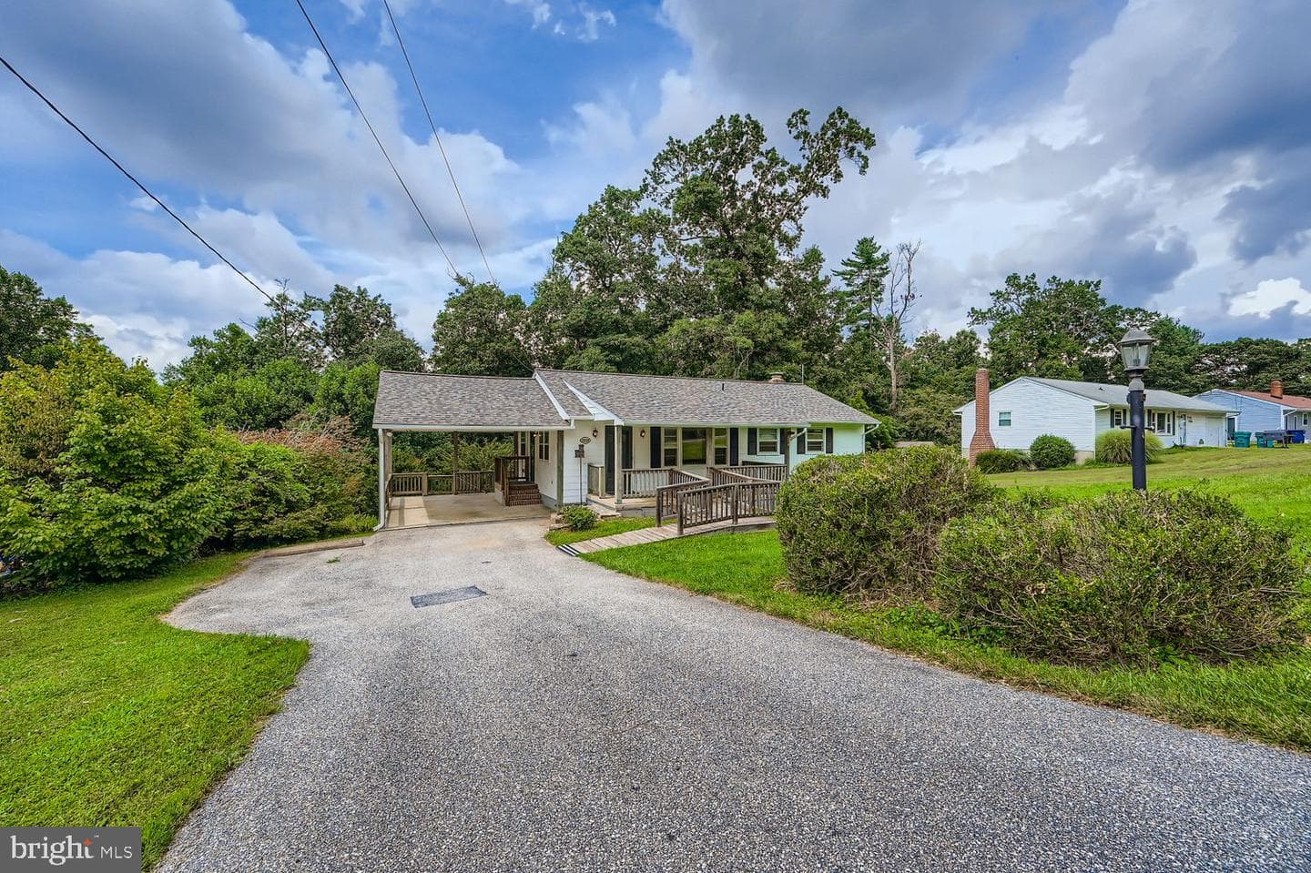 7528 Dogwood Road photo 2