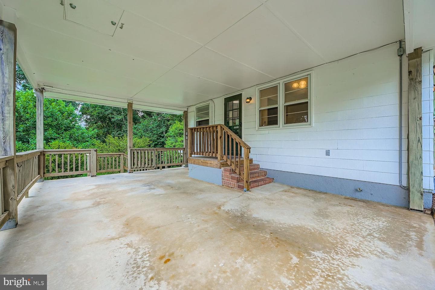 7528 Dogwood Road photo 3