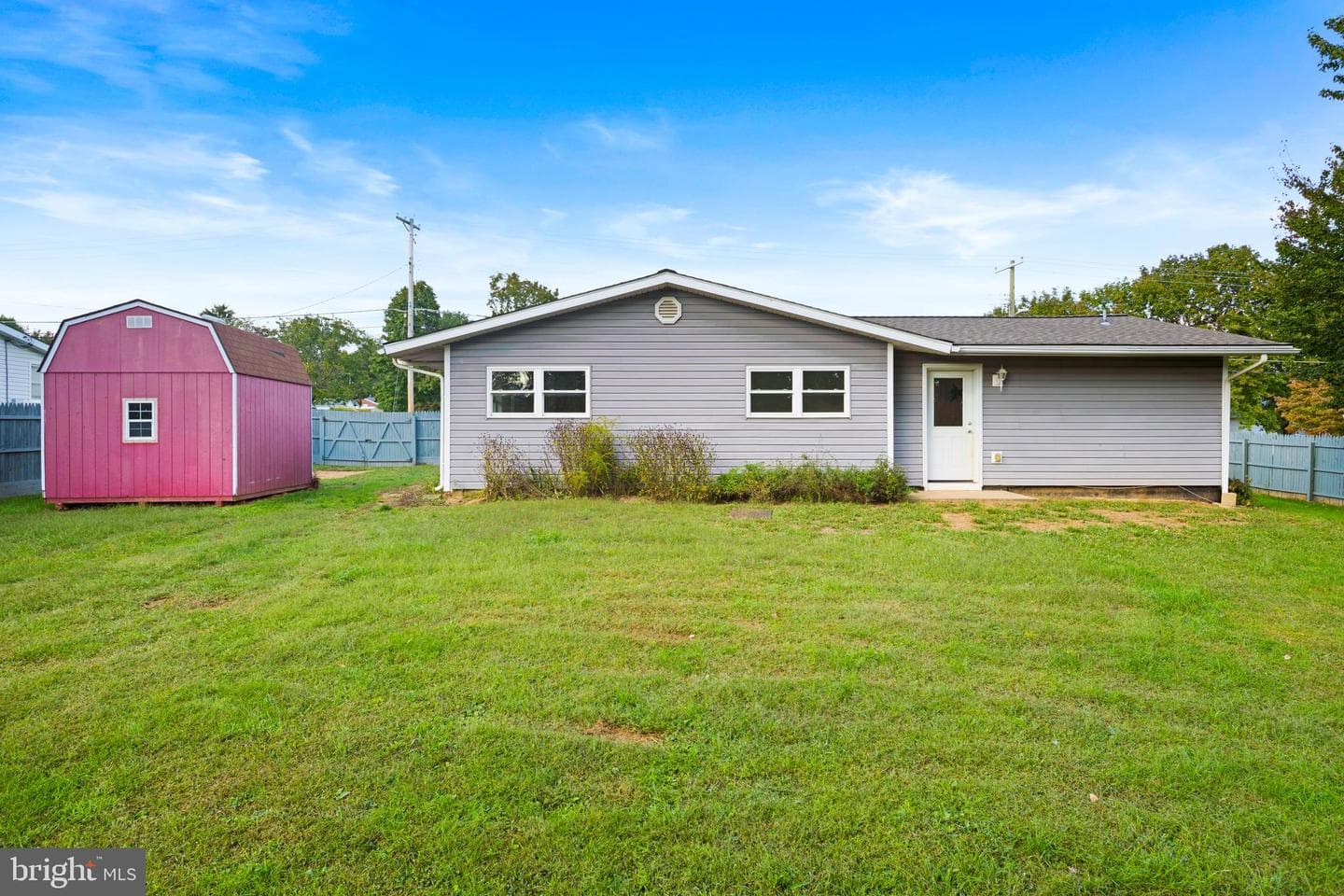105 Hahn Road photo 36