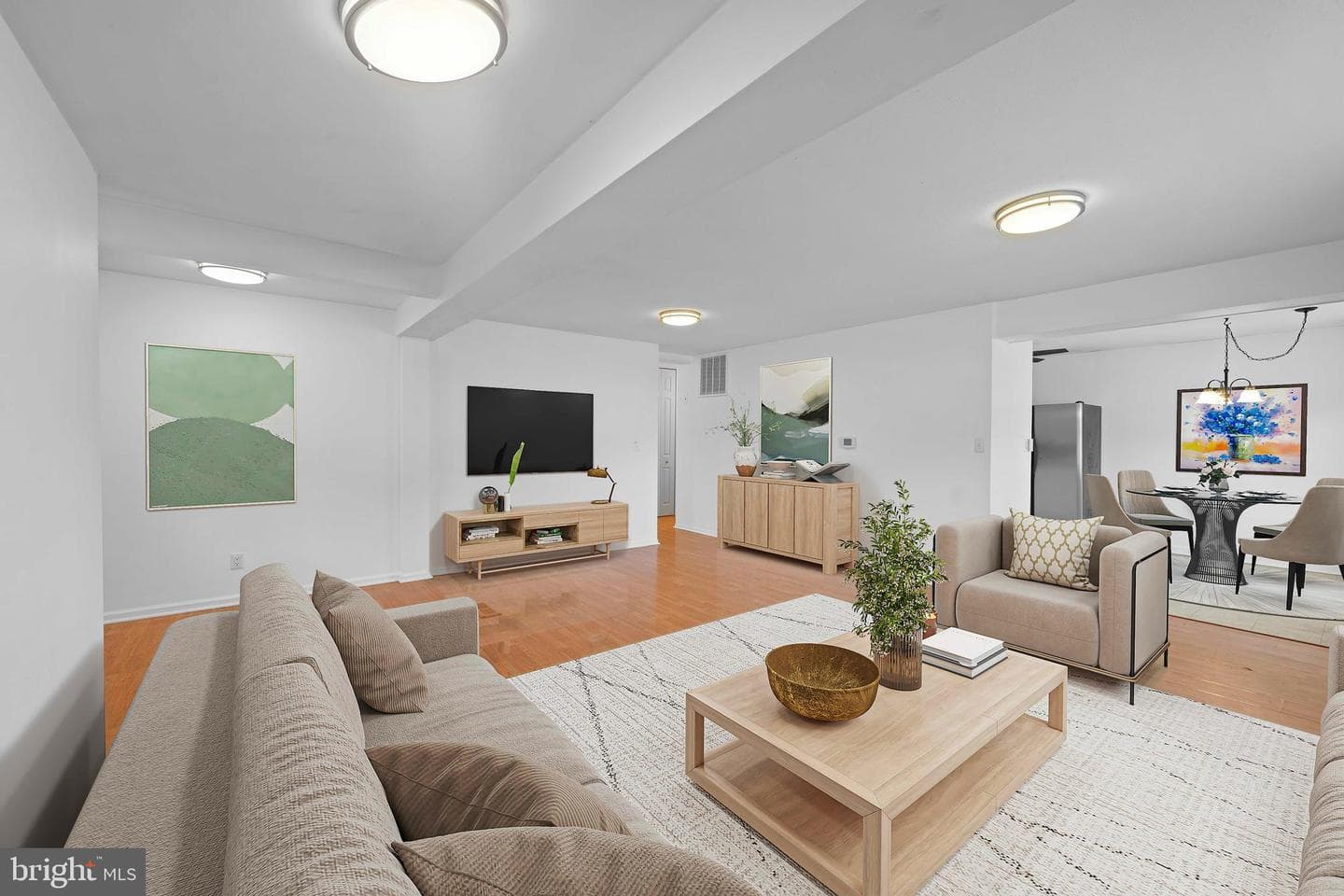105 Hahn Road photo 4