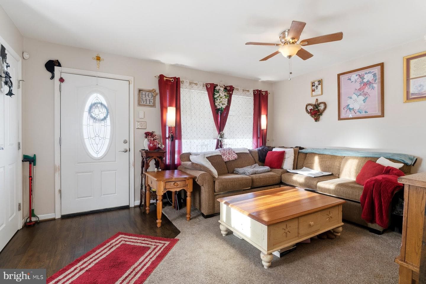 19 Fairground Avenue photo 4