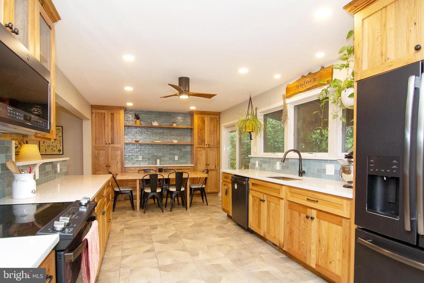 85 Marhill Court photo 13