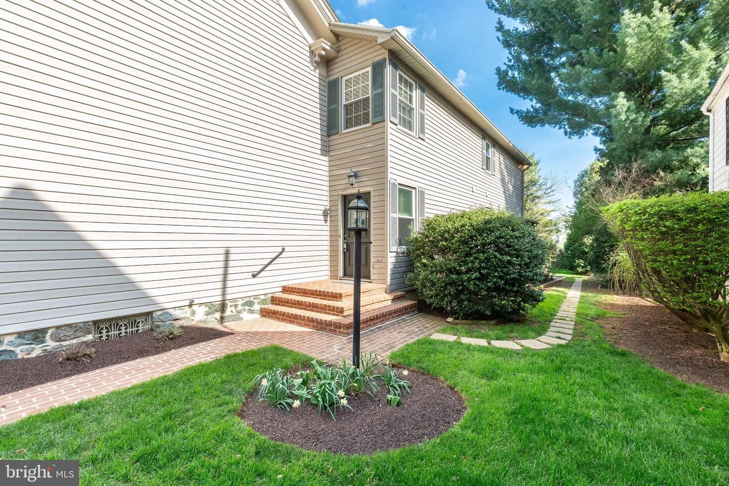 49 N Court Street photo 5