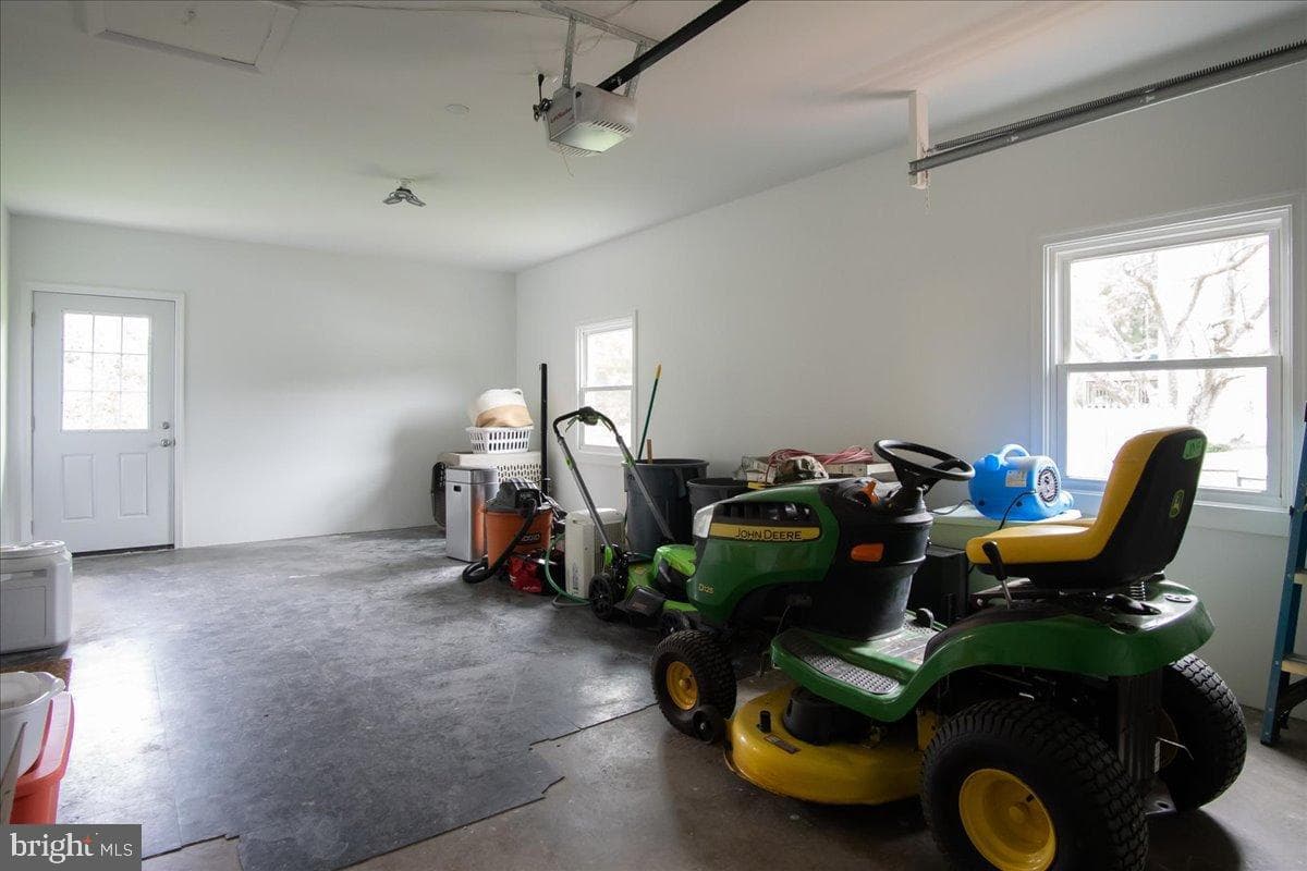 5950 Ridge Road photo 27