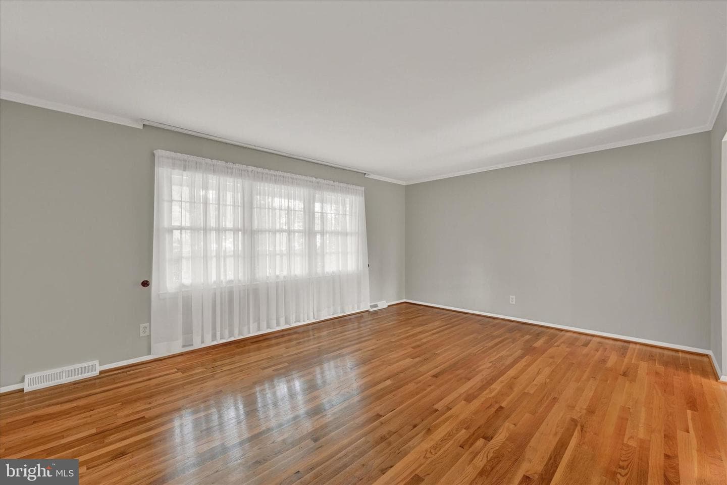 6905 Spring Hill Drive photo 8