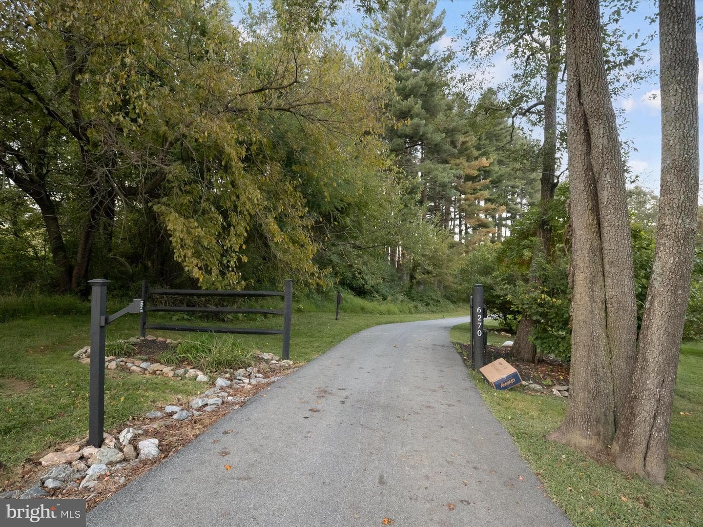 6270 Davis Road photo 32