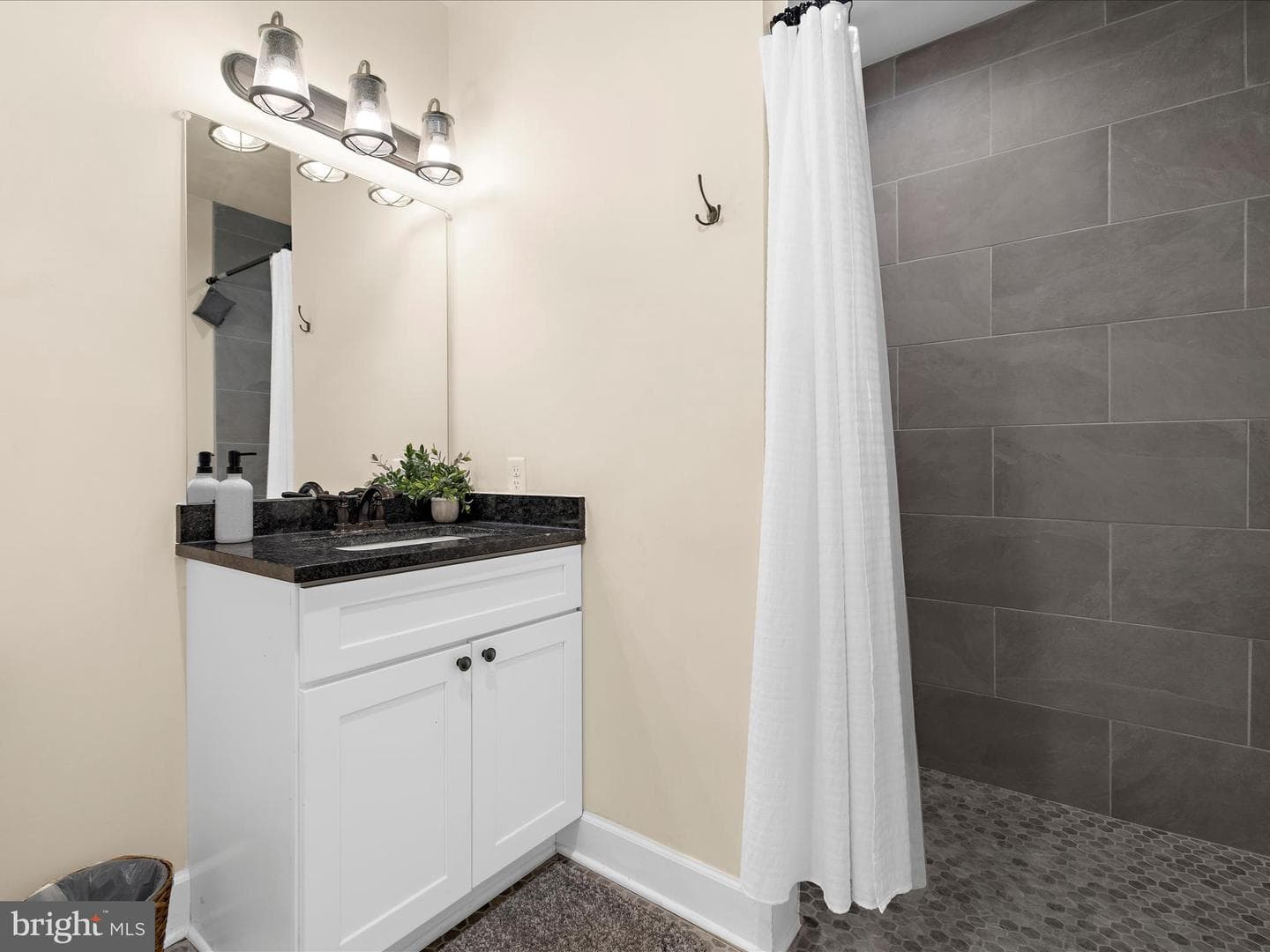 2727 Friday Harbor Drive photo 34
