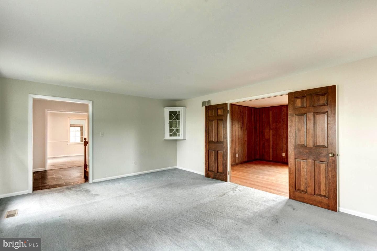 61 Ridge Road photo 9
