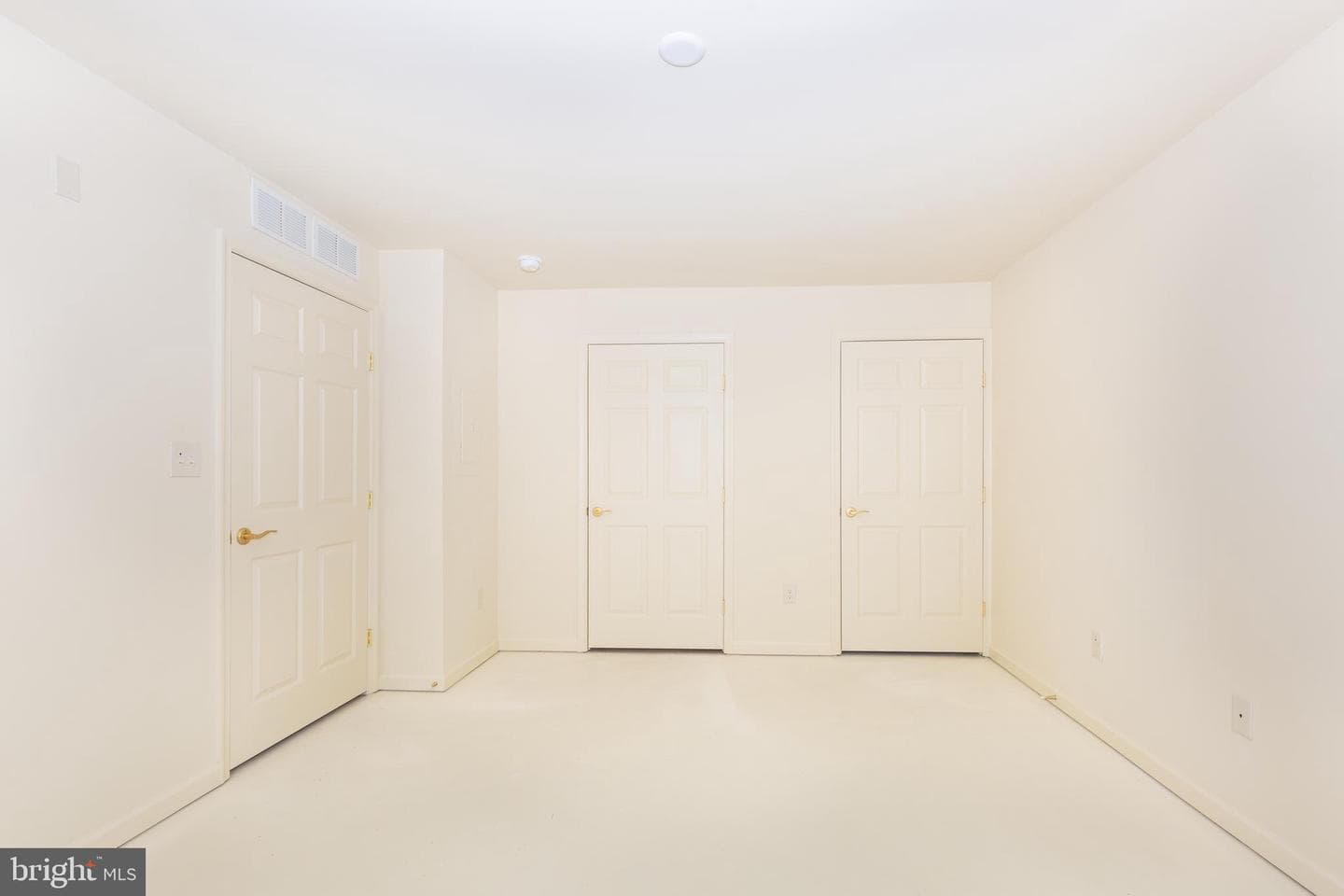 820 Wembley Drive #3d photo 21