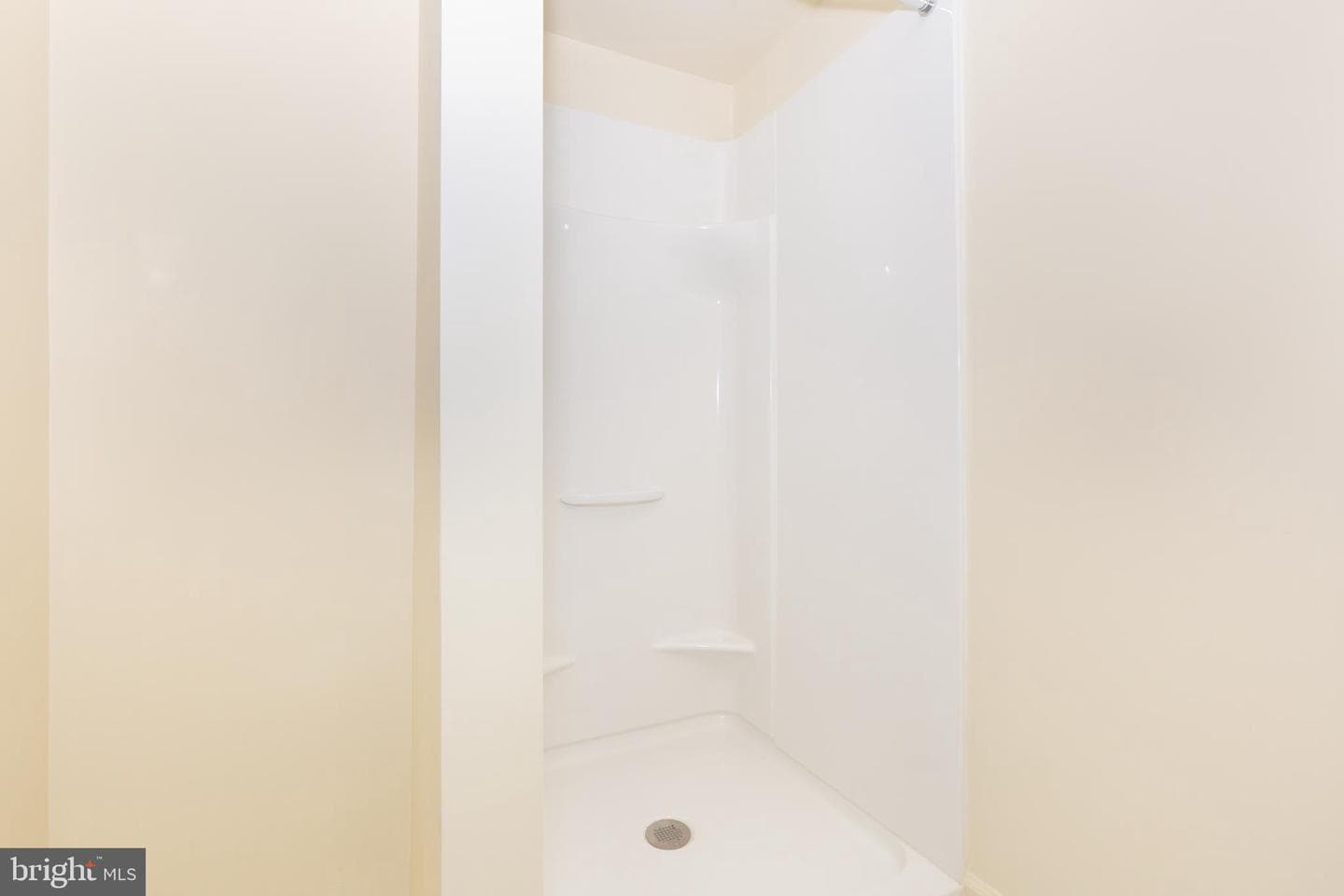 820 Wembley Drive #3d photo 24