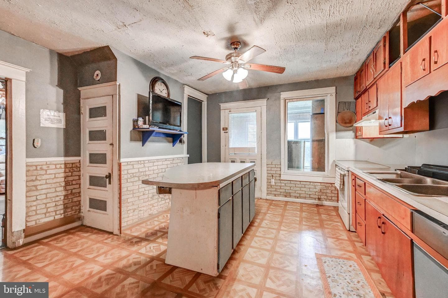334 N Tannery Road photo 10
