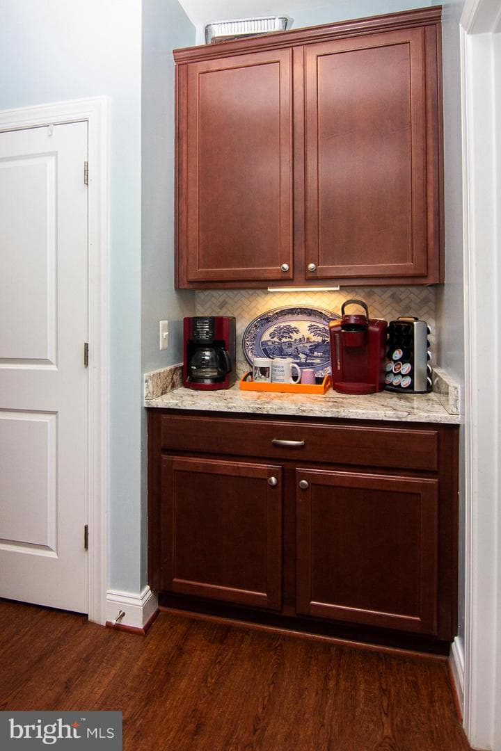 2785 Castlefield Drive #14 photo 6