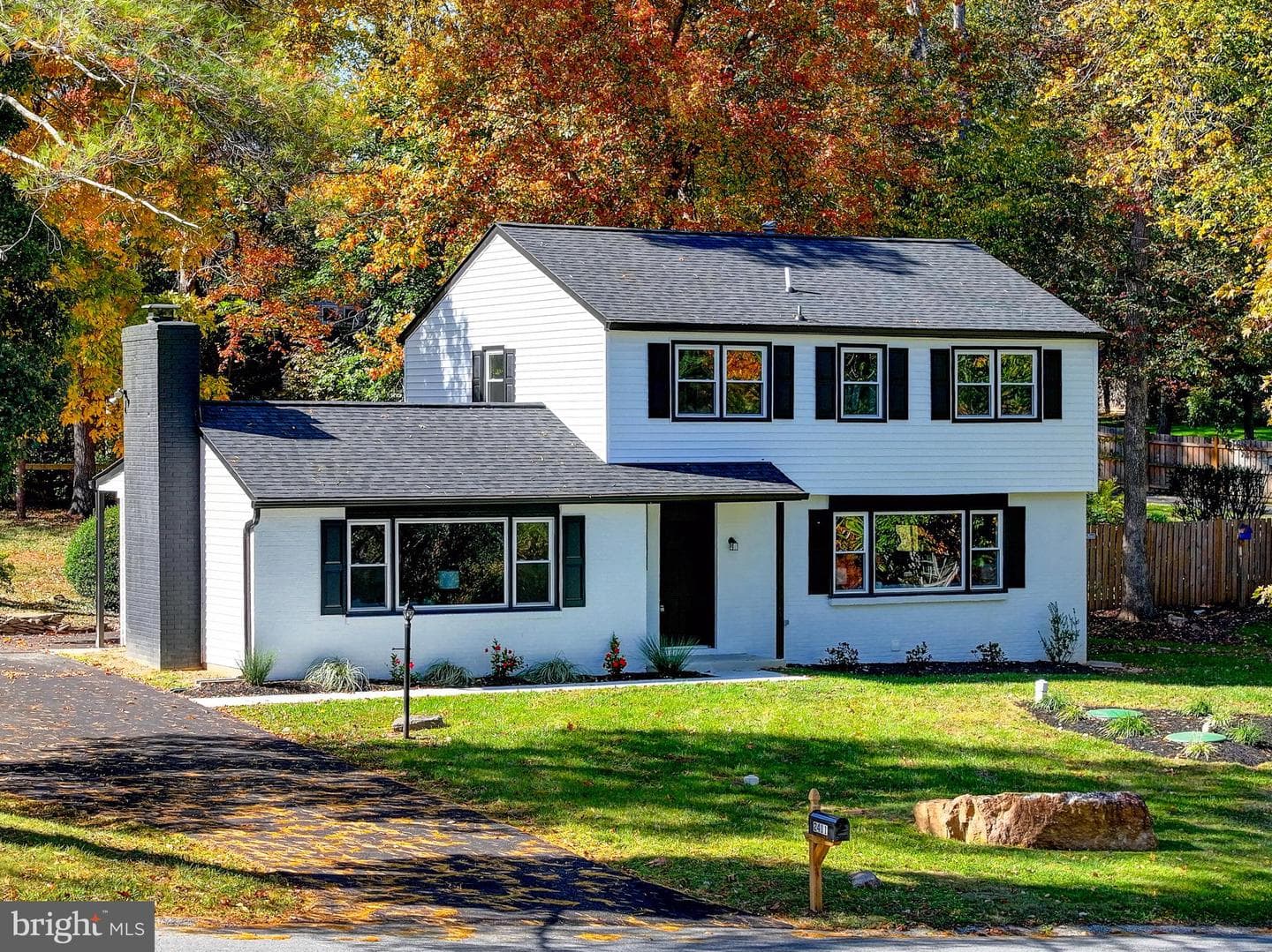 2411 Clydesdale Road photo 7