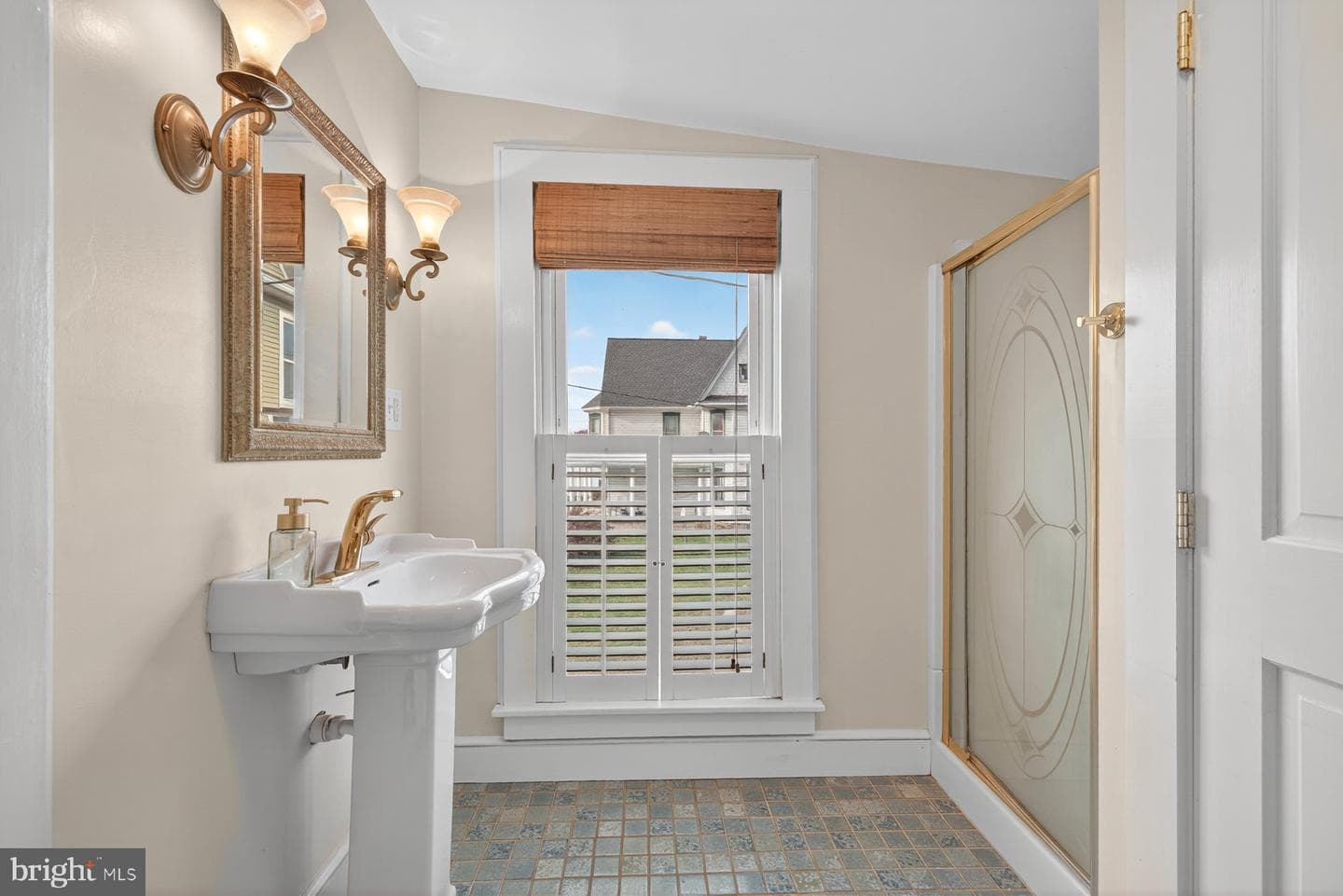 58 Baltimore Street photo 35