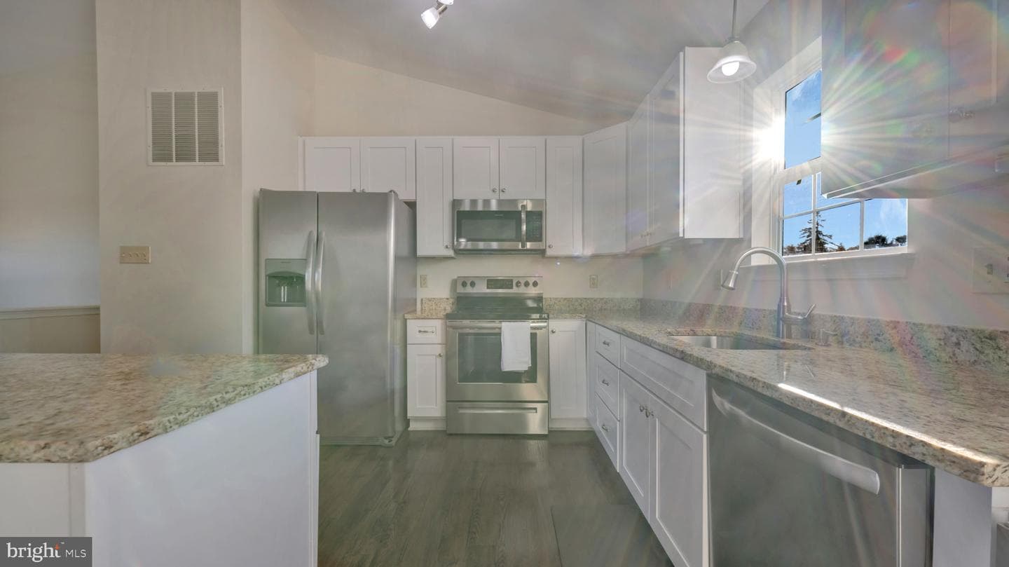 1175 Caton Road photo 19