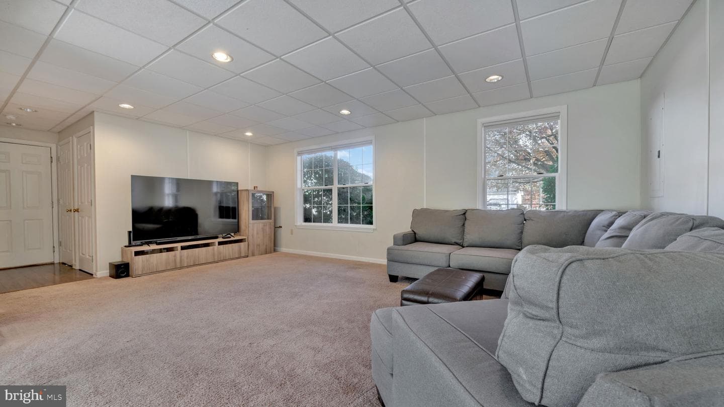 1175 Caton Road photo 24