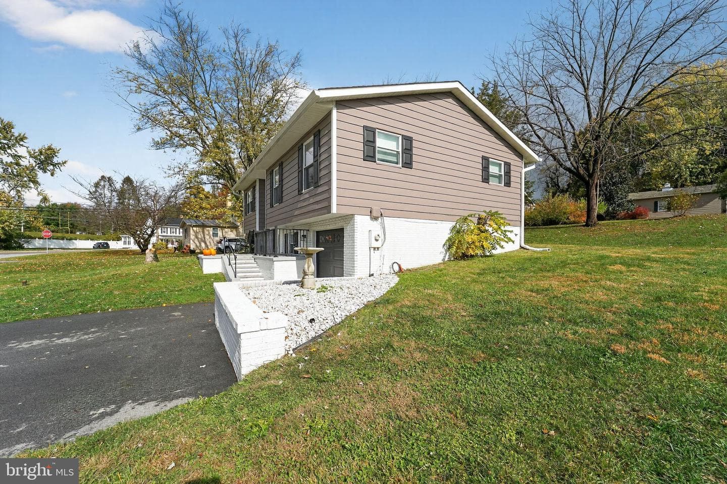298 Jenny Drive photo 30