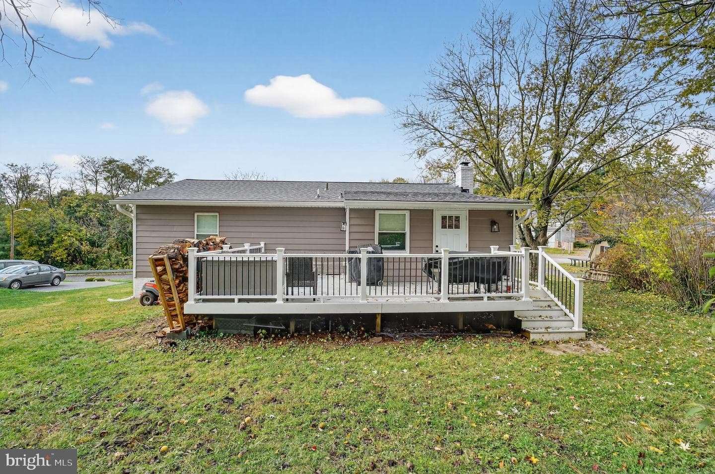 298 Jenny Drive photo 5