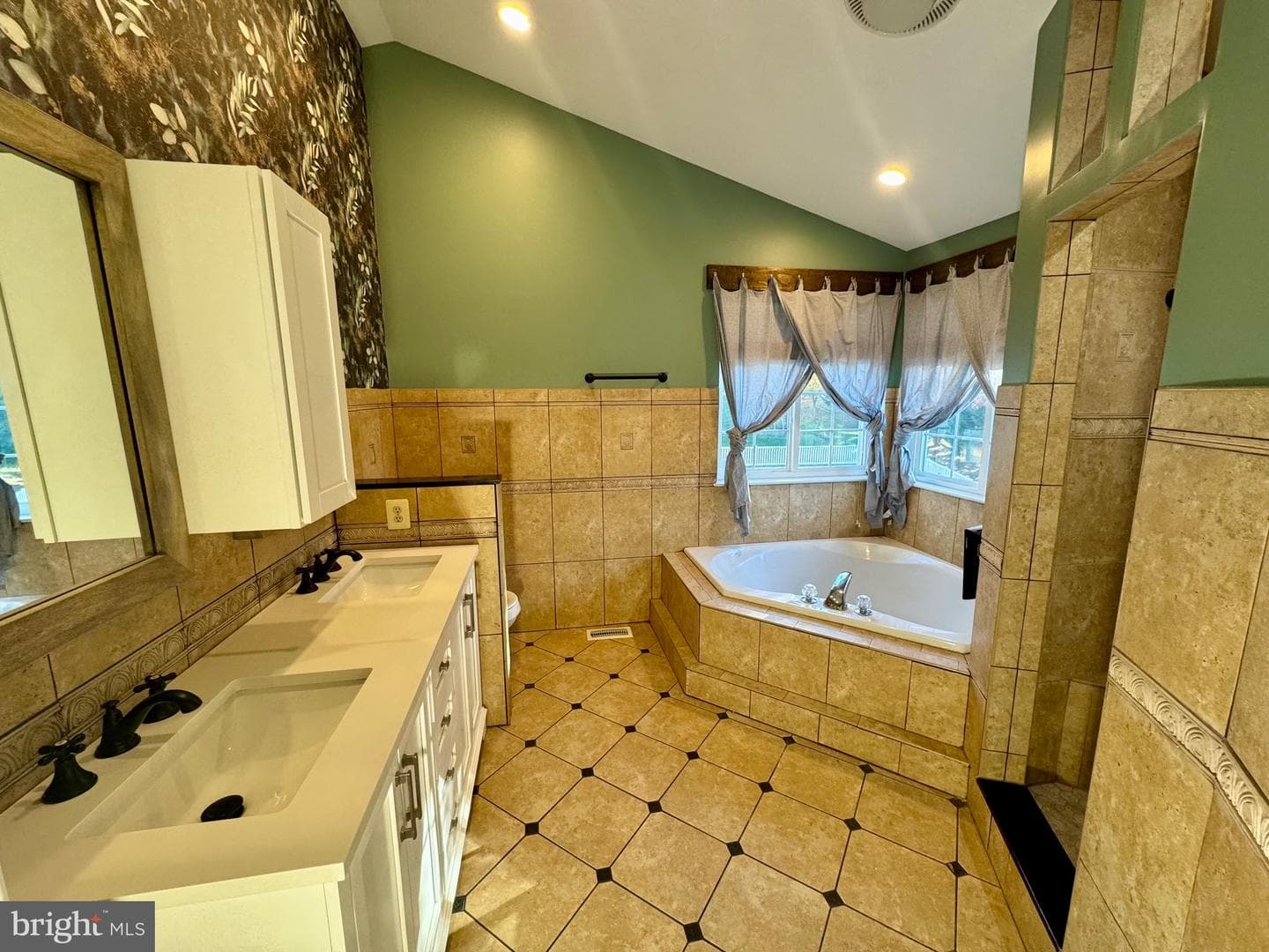 32 Cypress Point Court photo 20