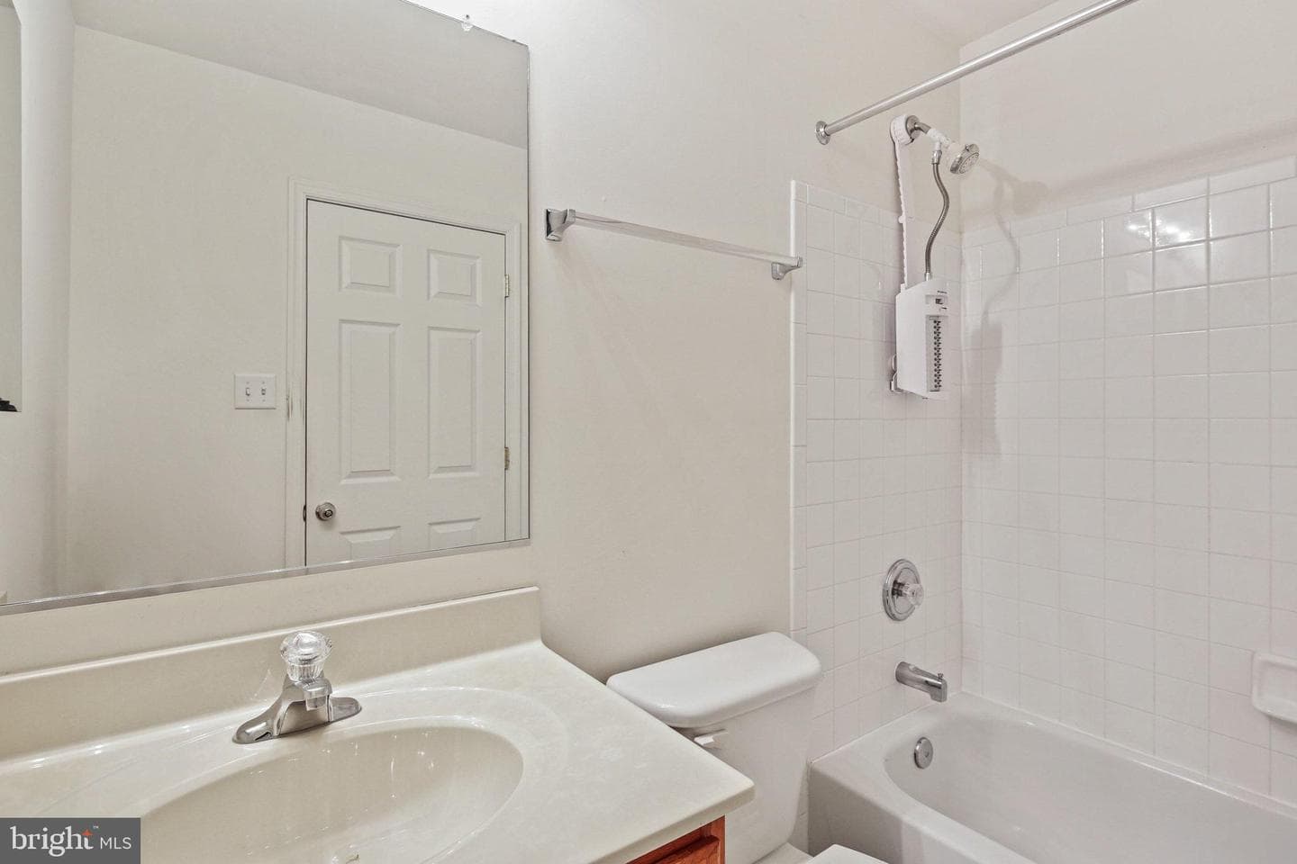 1739 Trestle Street photo 23