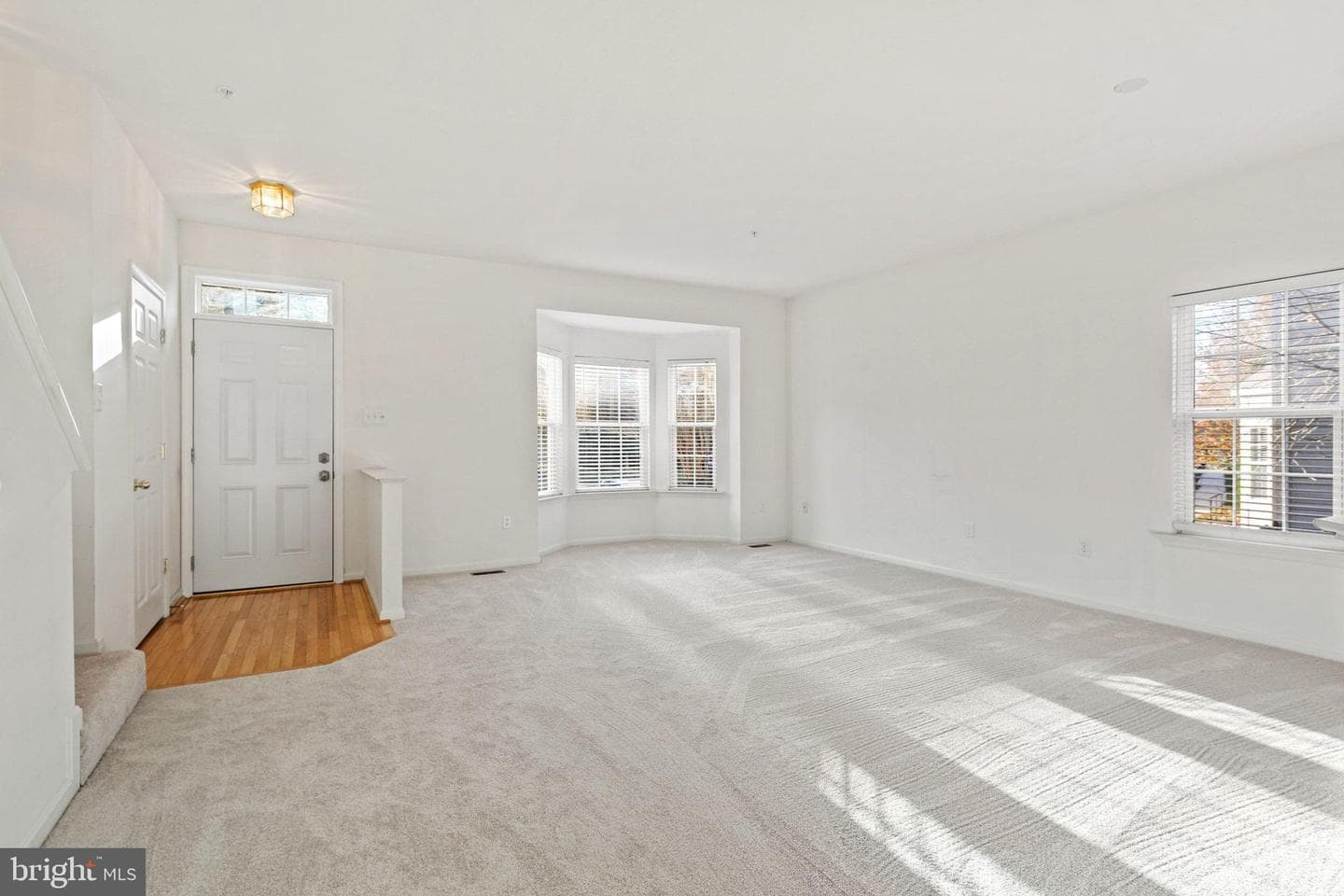 1739 Trestle Street photo 4