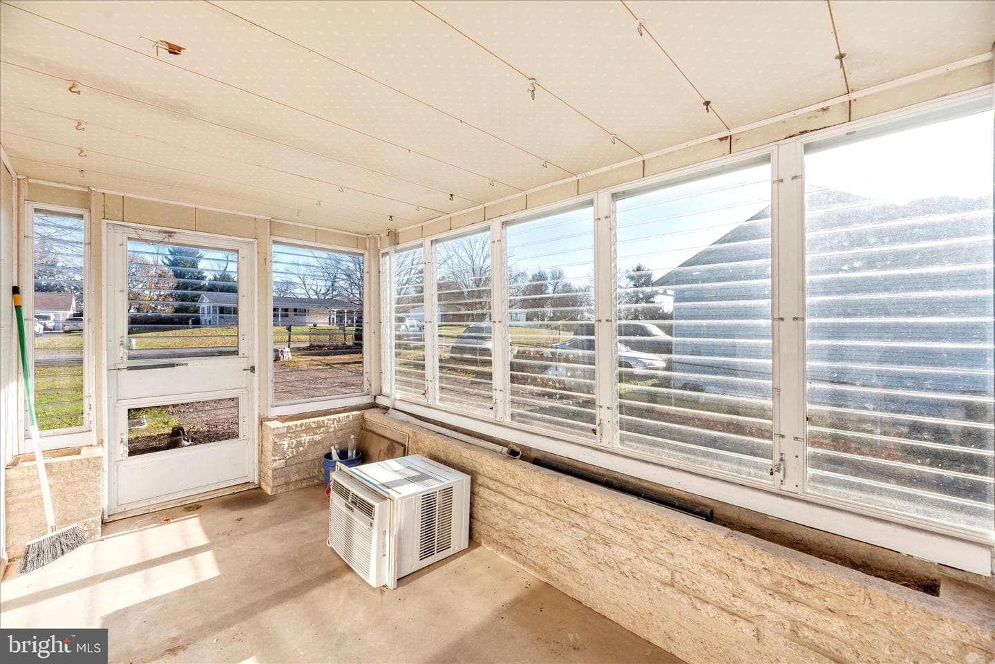 4706 Warner Drive photo 30