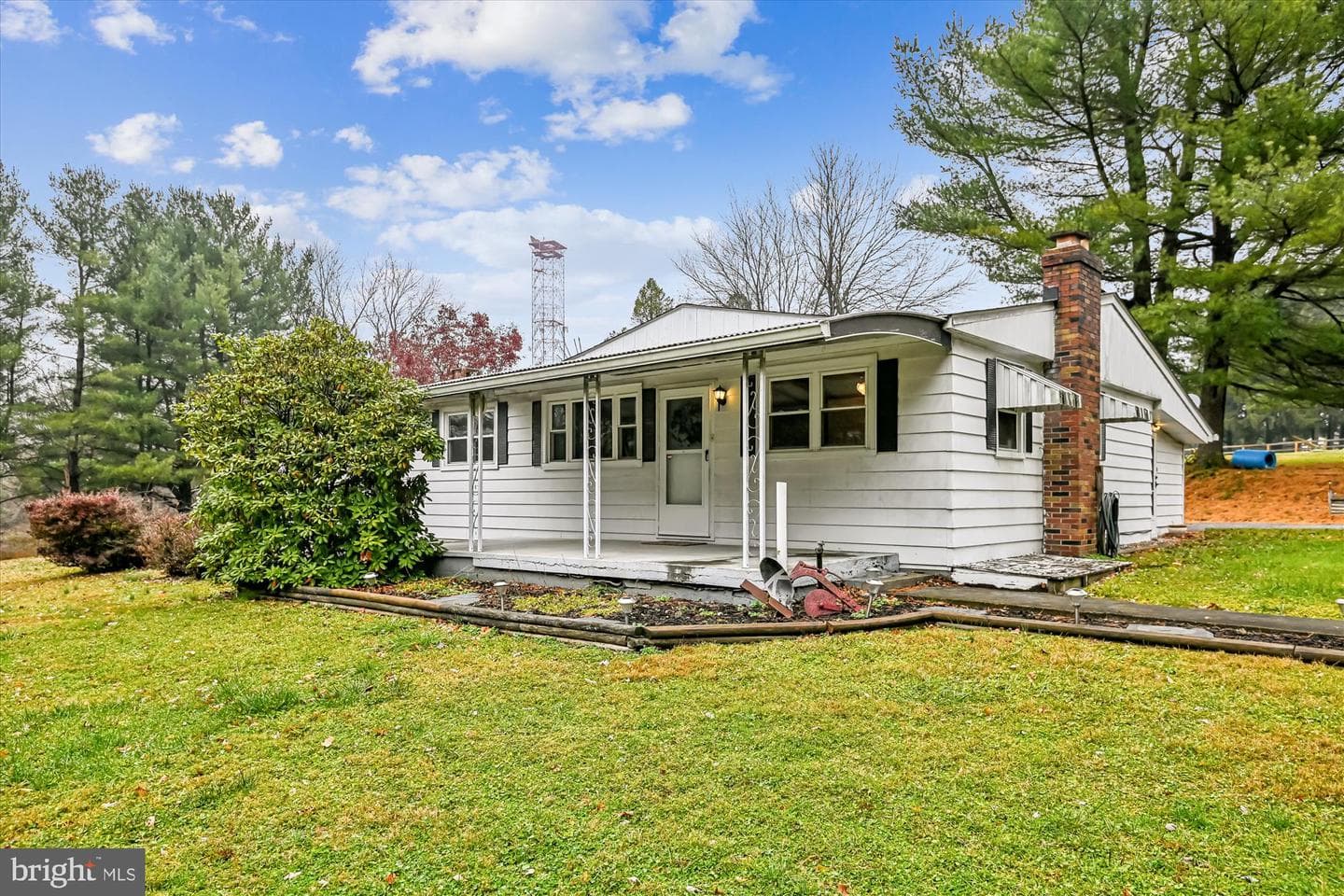 2116 Spencer Lane photo 2