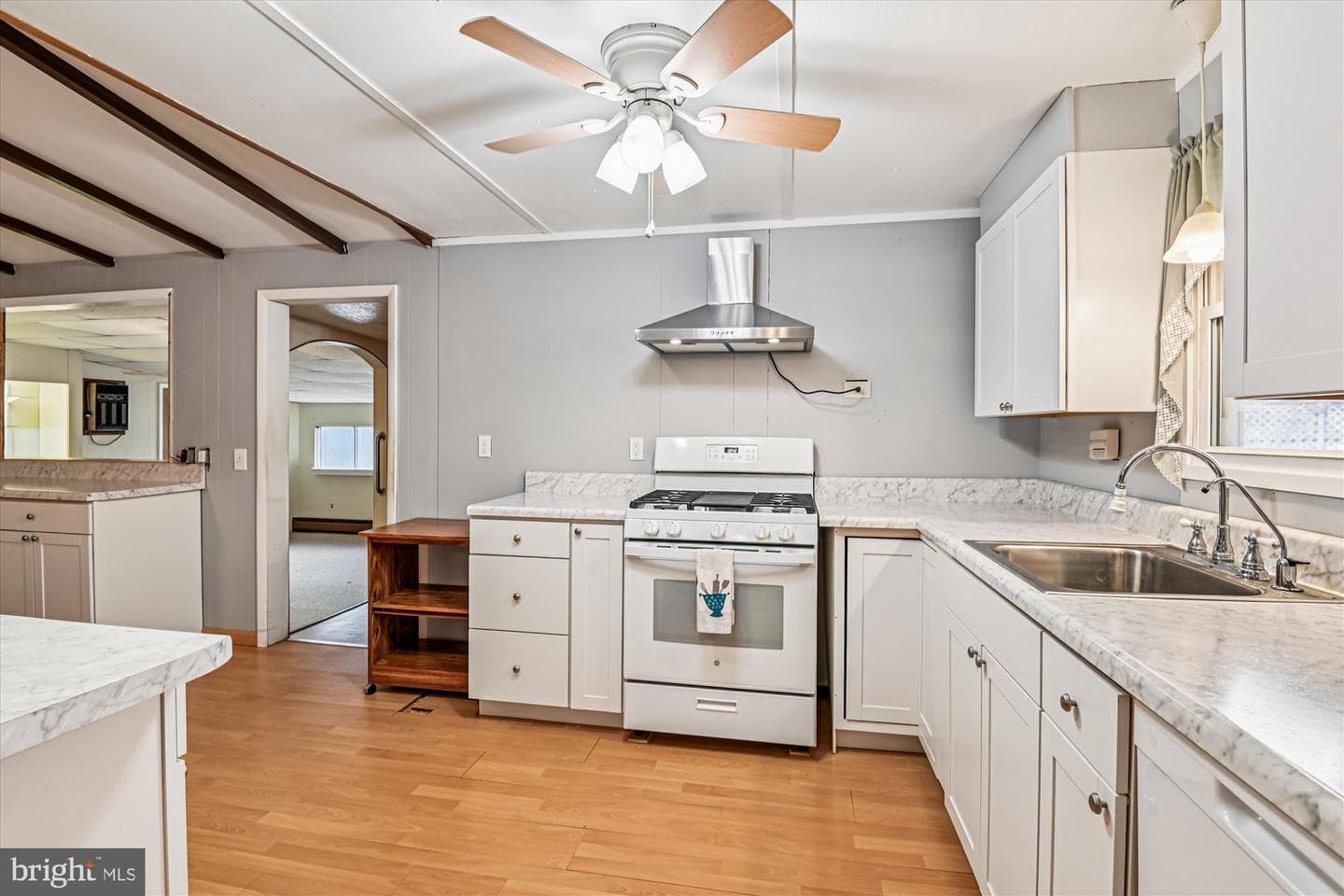 2116 Spencer Lane photo 25