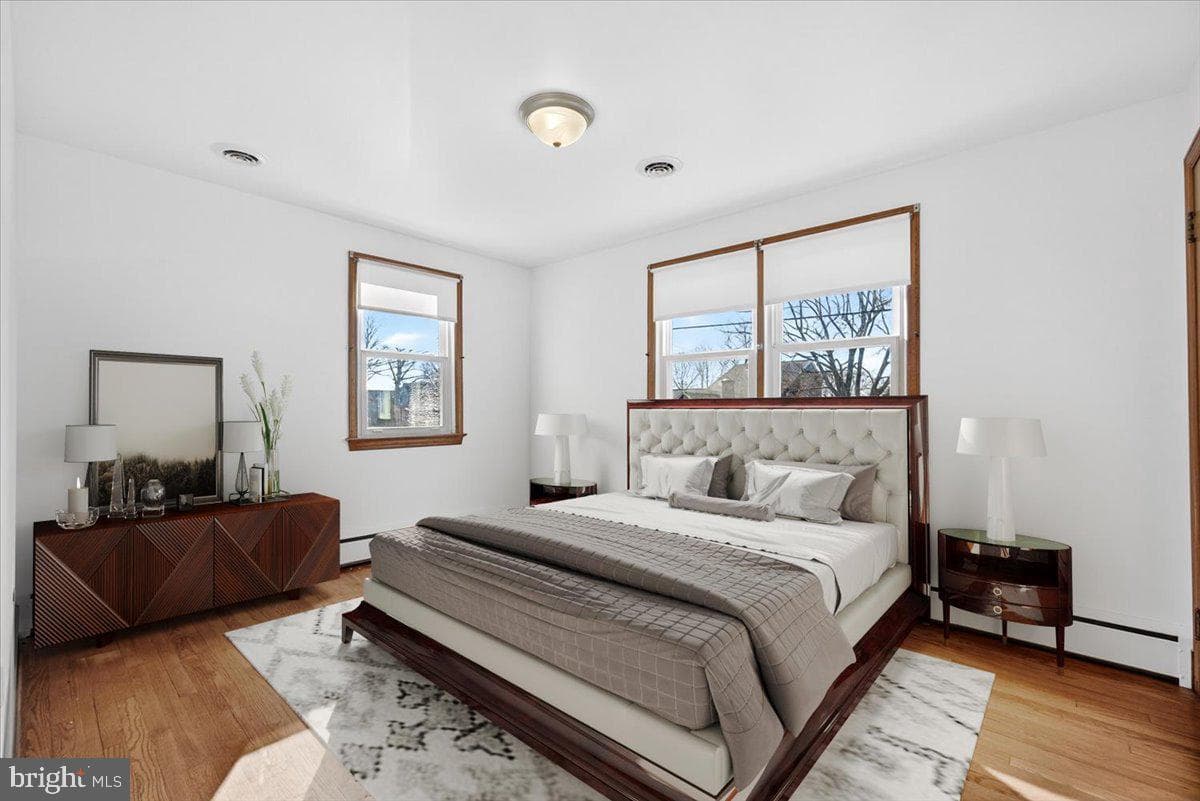 701 Park Avenue photo 13