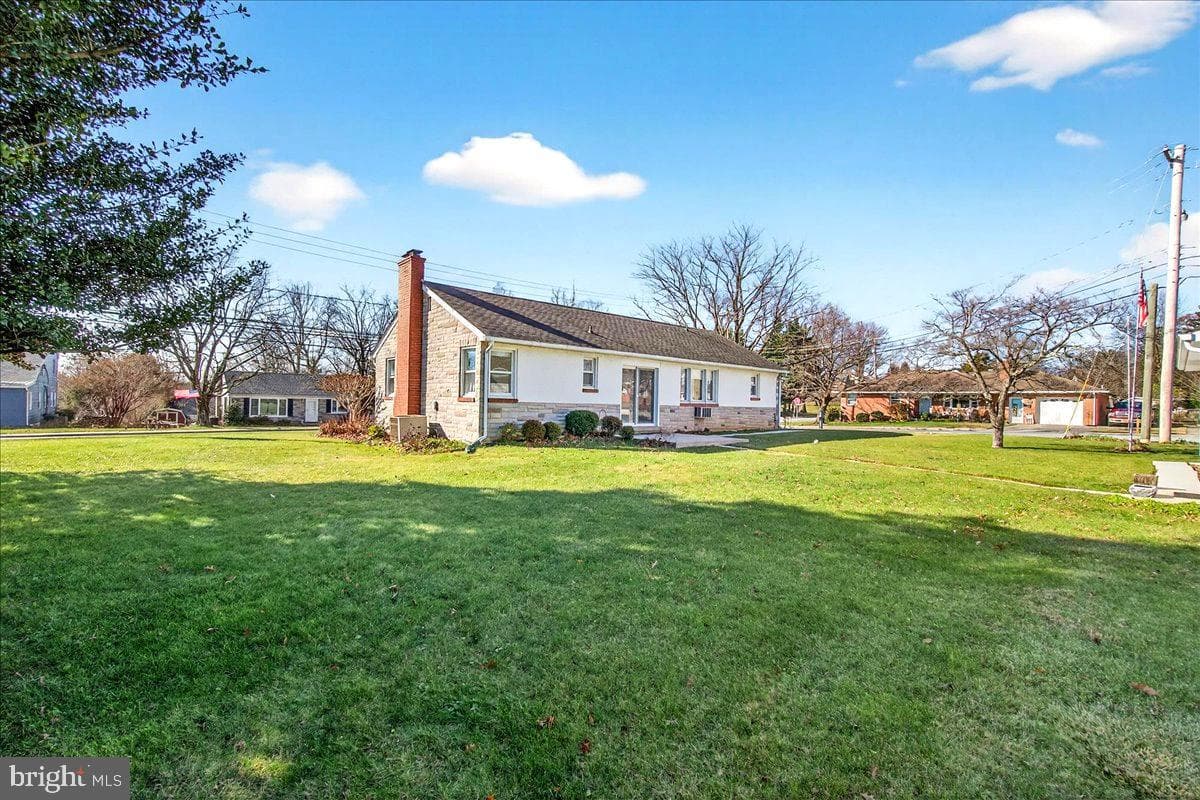 701 Park Avenue photo 43