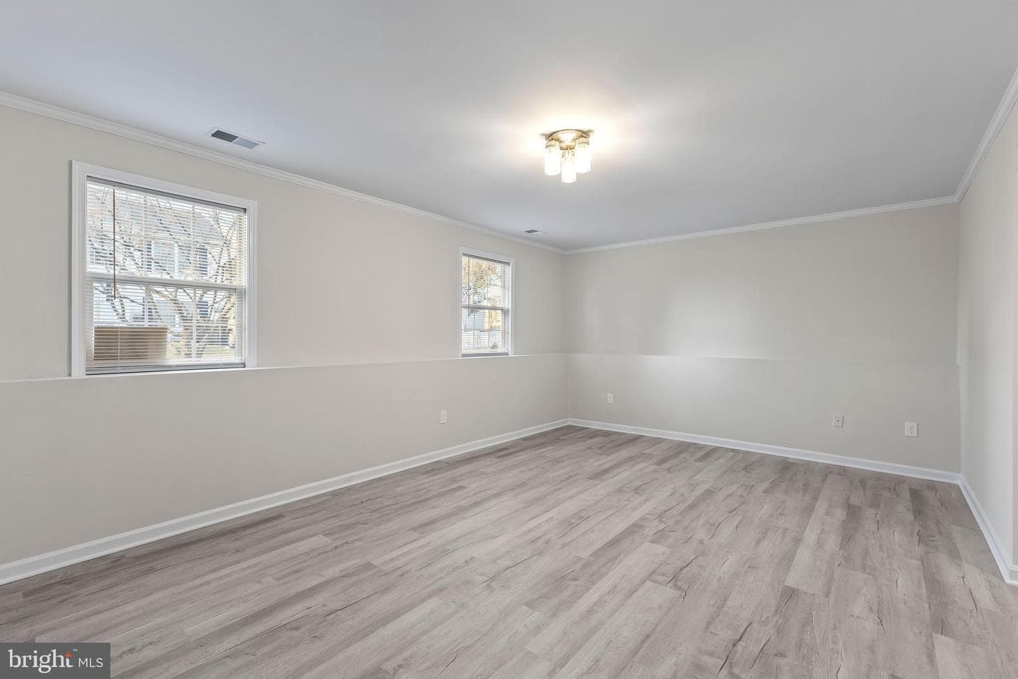 547 Kenan Street photo 23
