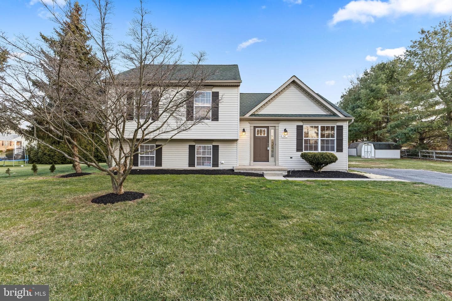 547 Kenan Street photo 30