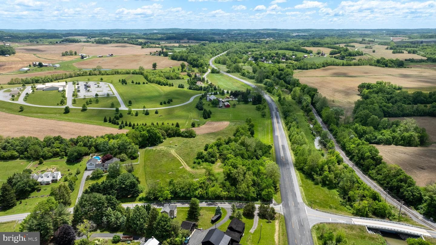 Stem Road photo 54